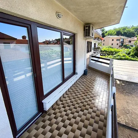 Rosmarina إيزولا